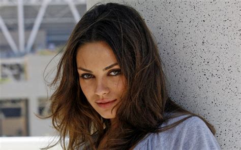 Mila Kunis American Female Hollywood Star Profilebio And Images 2012