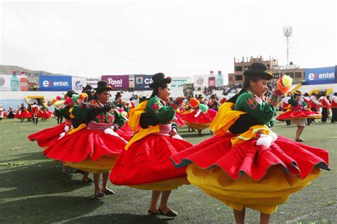 Danzas Bolivia La Época Con Sentido De Momento Histórico