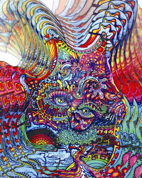 Trippy sun and moon psychedelic ornaments. TheKingHarvest: Trippy stoner shit