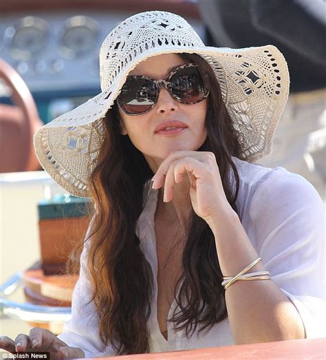 Monica Bellucci Wows In An All White Outfit Daily Mail Online