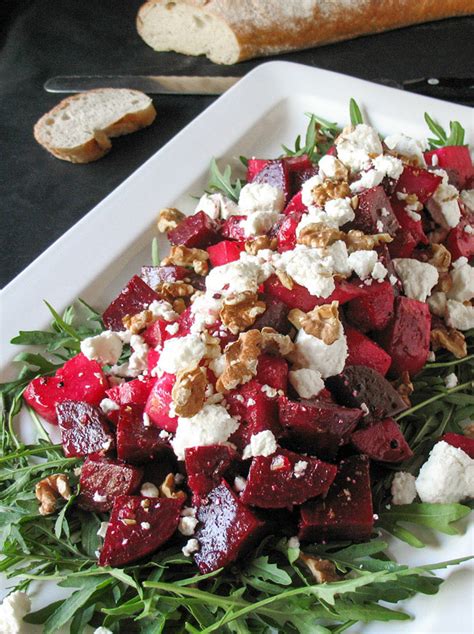 roasted beetroot goats cheese and walnut salad