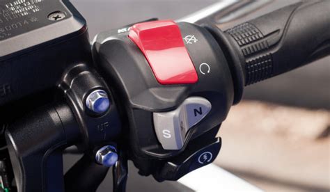 Still need help after reading the user manual? Ficha técnica de la Honda VFR1200F 2012 - Masmoto.es