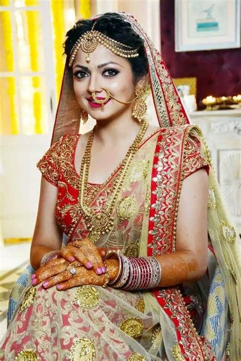 Pin By Sushmita Basu ~♥~ On Weddings Brides Outfits Beautiful Moments Indian Bridal Dress