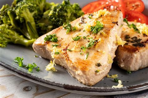 10 Minute Tuna Steaks Recipe Easy Fresh Tuna Recipe With Lemon And Parsley Butter Seafood
