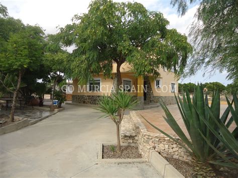 FOR SALE - GEA Y TRUYOLS - €144.000 This amazing finca is on 5,000m2 of