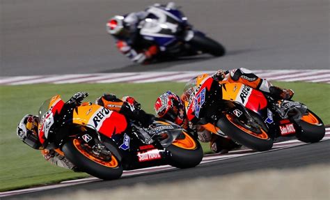 Going into ktm's home gp like. Fotos de Moto GP. FotosWiki.org