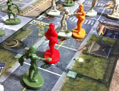 Descúbrelo jugando juegos de zombis en y8. Zombies!!! el juego de mesa - enGeneral