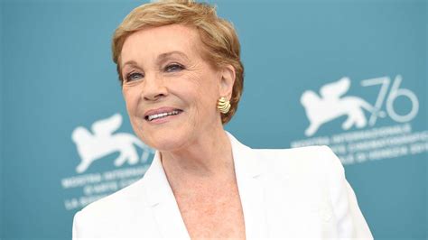 Flipboard Julie Andrews Opens Up About How Therapy Saved Her Life