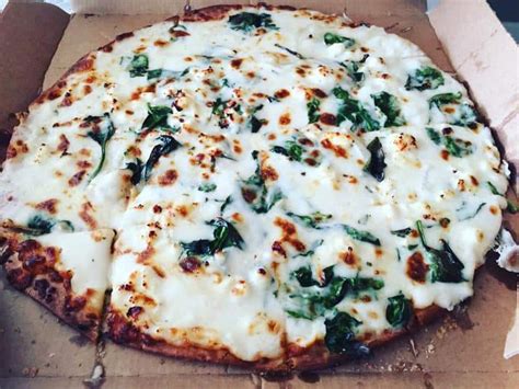 Easy Homemade Dominos Spinach And Feta Pizza Recipe