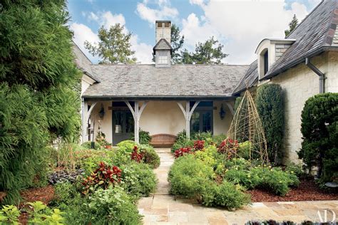 38 Beautifully Landscaped Home Gardens Photos Architectural Digest