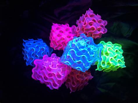 Chemists Create The Brightest Ever Fluorescent Materials Scimex