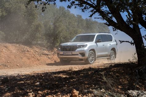 Los Toyota Land Cruiser Y Toyota Hilux Compatibles Con Diésel Renovable