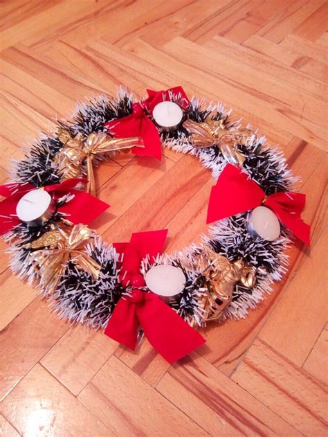 Pin By Bernardina Dina On Christmas Christmas Wreaths Holiday Decor