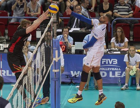 Jun 03, 2021 · volley. Nancy : Ligue Mondiale de Volley : France / Belgique en images