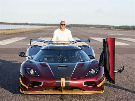 Can The Koenigsegg Agera Rs Hit 300 Mph Carbuzz