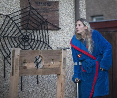 Spooked Neighbours Call Inverness Cops Over Gruesome Halloween Decorations Showing Lifelike