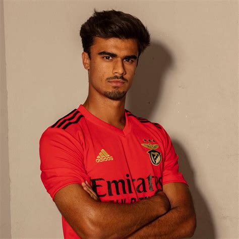 Standard de liège 2.ª jornada fase de grupos da uefa europa league 20:00 estádio da luz. Novas camisas do Benfica 2020-2021 Adidas » Mantos do Futebol
