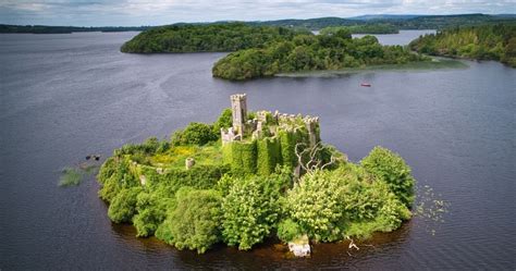 Mcdermotts Castle Lough Key In Ireland Has A Fairy Tale Castle In Ruins