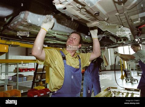 Underbody Paneling Hi Res Stock Photography And Images Alamy