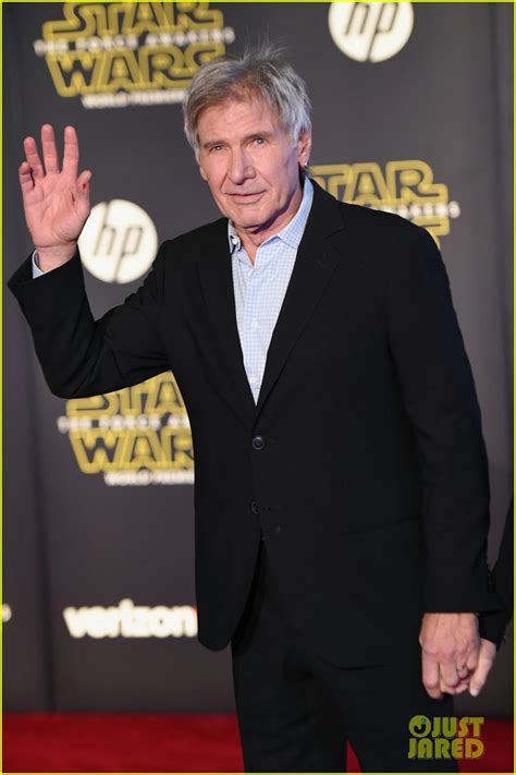 Harrison Ford Reunites With Star Wars Co Stars At Force Awakens
