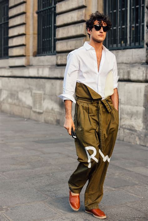 Ss18 Mens High Waisted Pleated Pants Stylish Mens Outfits Mens