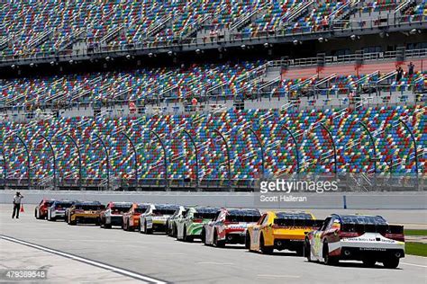 Nascar Pit Road Photos And Premium High Res Pictures Getty Images