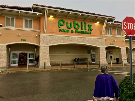 Publix Offers Sip And Shop Beer Wine Smoothie Bars In Florida Miami