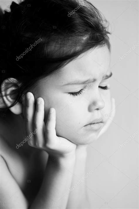 Sad Little Girl Portrait — Stock Photo © Radarani 128431820