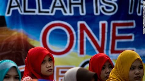 Malaysia To Christians Dont Say Allah Cnn