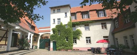 Hier finden sie keinen namen, sie schreiben deshalb am besten: Bitte Um Informationen Partyservice Brief Schreiben Telc B2
