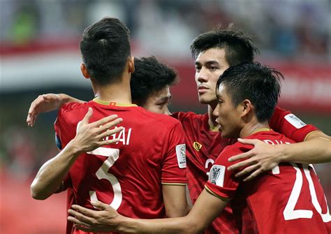 Nếu bạn quên mất tên trang. Lịch thi đấu bóng đá hôm nay 18/1: Việt Nam đá 1/8 Asian ...