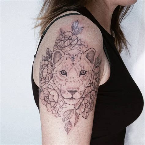 Pictures Of Lioness Tattoos Lioness Tattoo Designs Ideas And Meaning