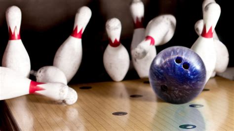 Stephen F Austin Bowling Coachs Gutterball Affair Led To A 7 10 Split