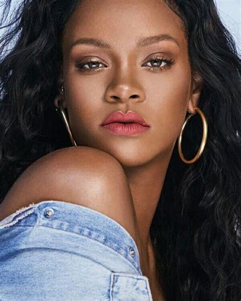 Pin By Patti Damon On Rihanna Rihanna Fenty Beauty