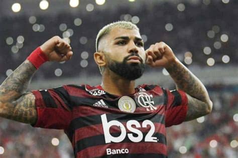 Acompanhe o resultado da partida, saiba quem fez os gols, siga as estatísticas e escalações. Santos x Flamengo pelo Brasileirão: onde assistir à ...