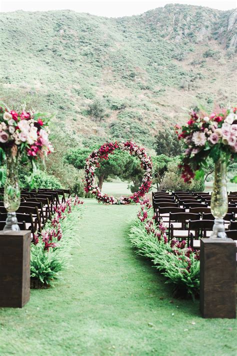 35 Altar and Aisle Decorations We Love | Martha Stewart Weddings