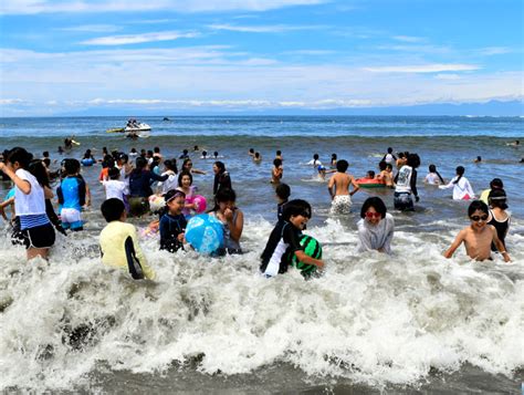 神奈川）逗子海岸で海開き 海の家、環境に配慮：朝日新聞デジタル