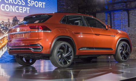 You might love the visibility, the technology, the versatility, and performance of the atlas, but we also know what some of you might wonder how you would fit it in the garage. 2018 New York Auto Show: VW Atlas Cross Sport Concept ...