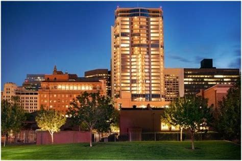 44 Monroe 44 Story High Rise In Downtown Phoenix With Stunning