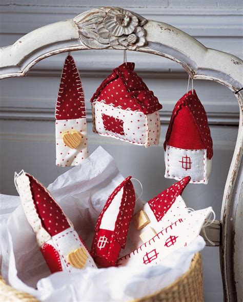 Des petites cabanes de Noël en tissu Noël en feutrine Artisanat en