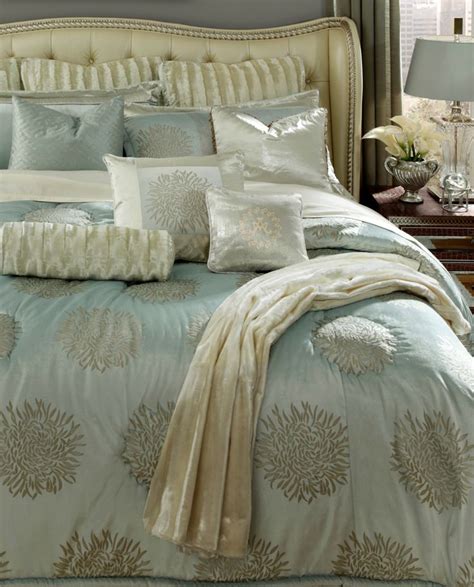 Adrianna White And Gray King Comforter Set