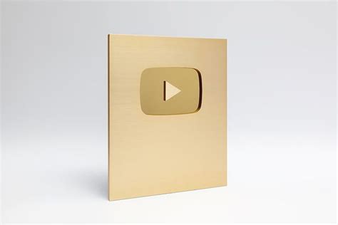 Jenis Jenis Play Button Penghargaan Dari Youtube Mulai Dari Silver Dst