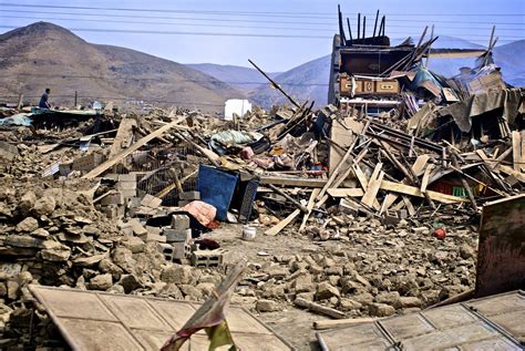 Earthquakes latest news, pictures and updates. Survival Gallery: Earthquakes - Urban Survival Network