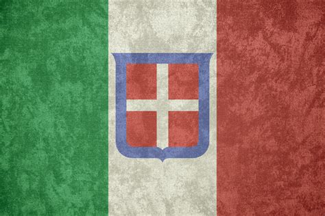 Kingdom Of Italy Grunge Flag 1861 1946 By Undevicesimus On Deviantart