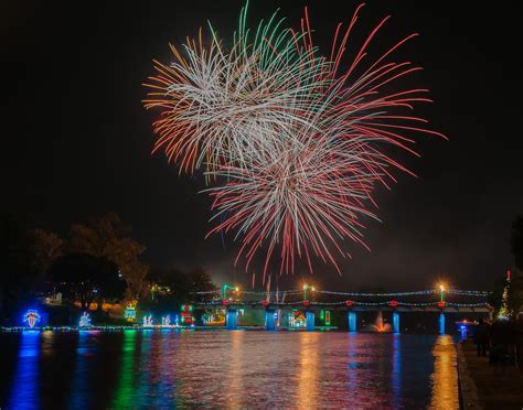 The Best Fireworks Displays In Louisiana In 2016 Cities Times Dates