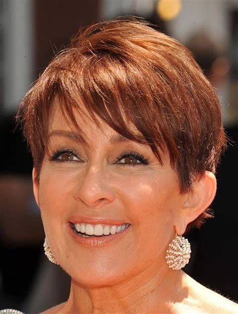 Patricia Heaton Short Bob Hairstyle For Women Over S Hairstyles Sexiz Pix