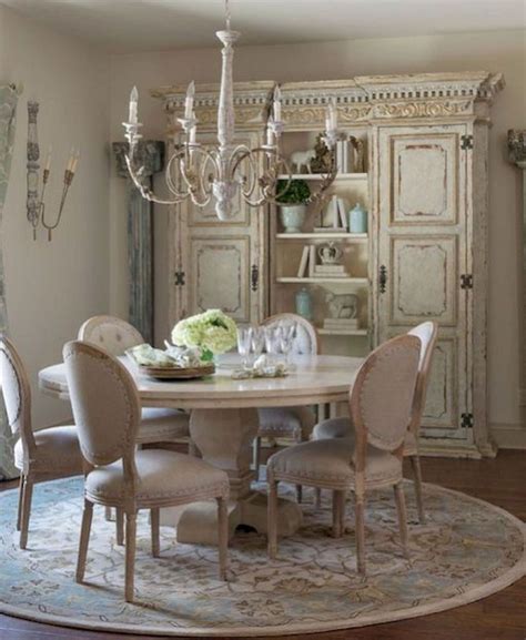 Mostly french country dining tables are in rectangular shape but round or oval shape can also be arranged. 35 Amazing French Country Dining Room Decor Ideas | French ...