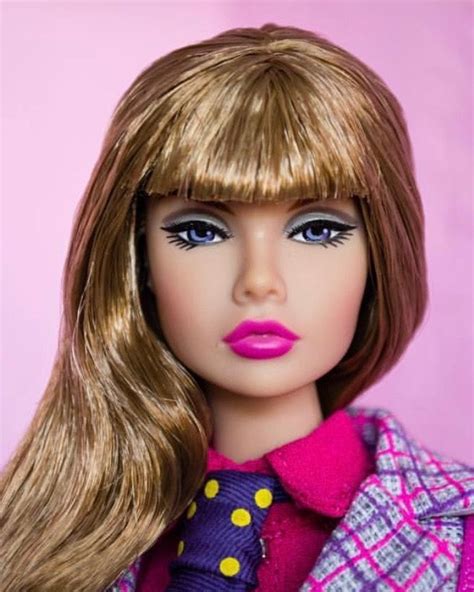 38 3 25 Wholeeah Dolls Julia C Fuentes Beautiful Barbie Dolls Barbie