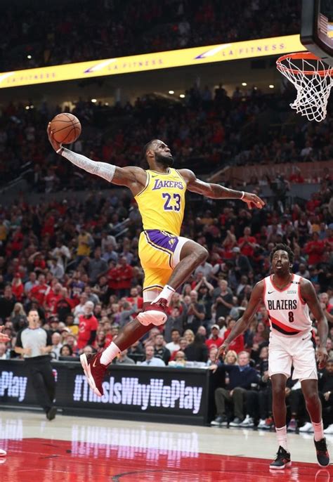 King james does his signature dunk from the feed from dwayne wade. Le Bron James | Lebron james lakers, Lebron james dunking ...