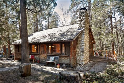 There's a reason why idyllwild vacation cabins inc is the #1 ranked vacation cabin rental company serving idyllwild when it comes to vacationers reviews. Rustic Cabin Rental in Idyllwild, California